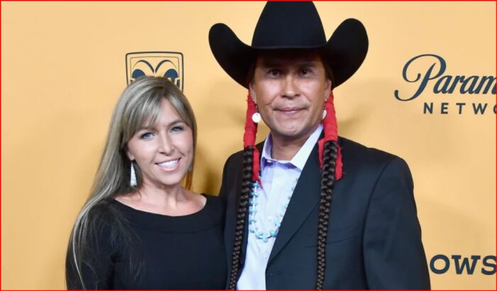 Is Mo Brings Plenty Married?