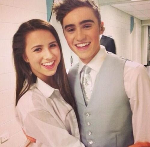 Is Harrison Craig Married?