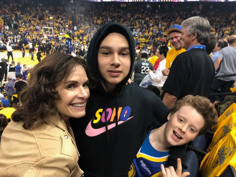 Is Elizabeth Vargas Married?