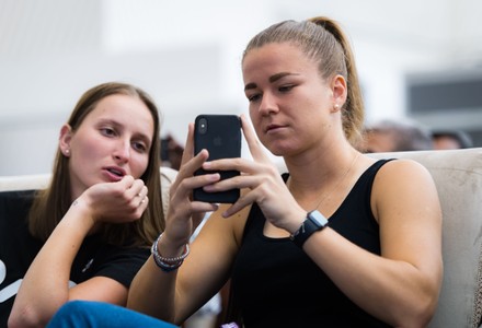 Is Karolina Muchova Married?