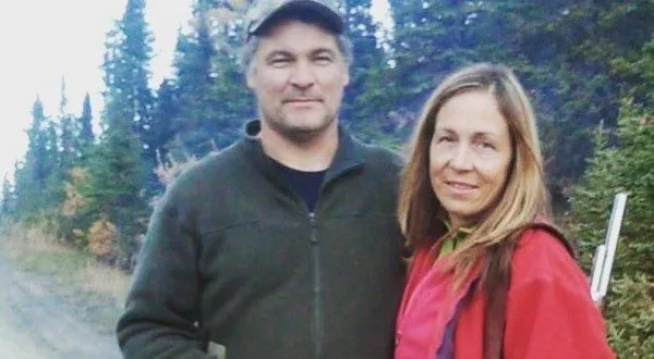 Is Dr. Oakley Still Married?