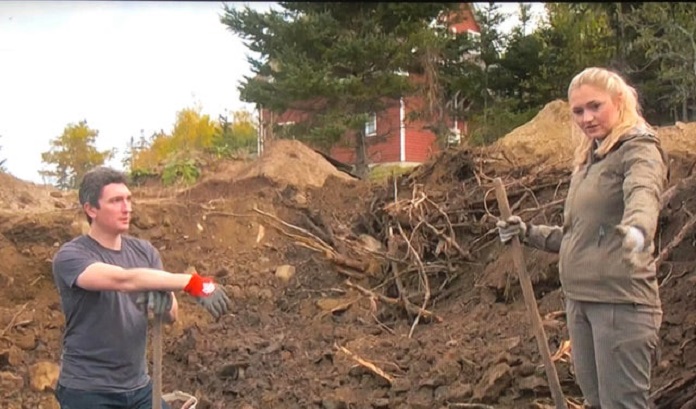 Is Miriam Amirault Married?